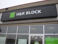 Store front for H&R Block
